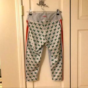 Bend Medium Ohio State Buckeyes Cropped Leggings